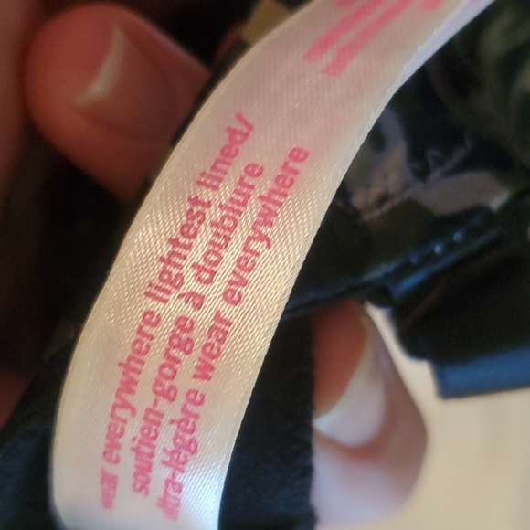 Pink VS wear everywhere lightest lined - Picture 4 of 5